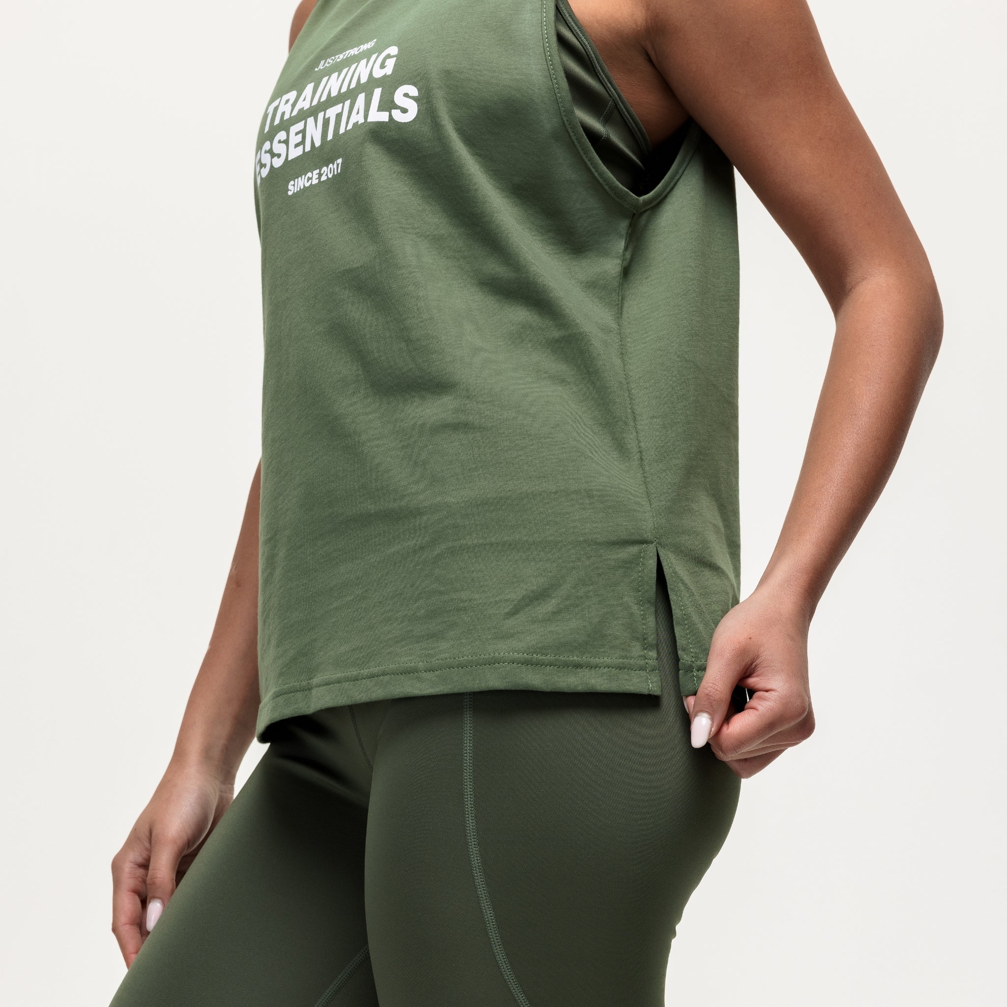 Motion Training Essentials Tank - Khaki